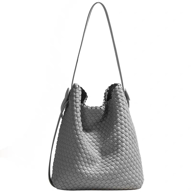 New women's woven tote bag with large capacity, suitable for commuting and traveling