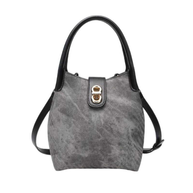 Fashionable commuter bucket bag for women