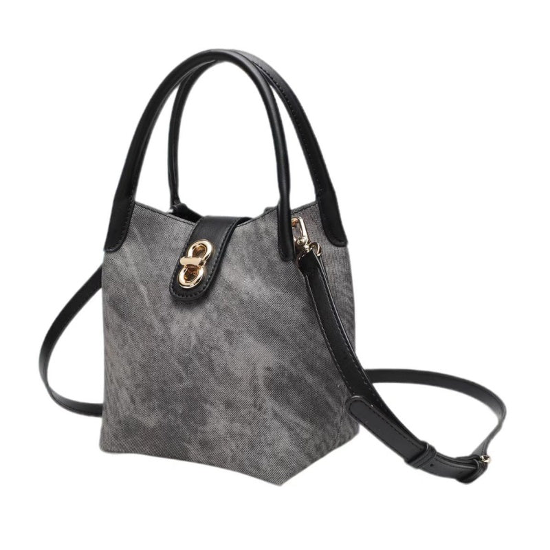 Fashionable commuter bucket bag for women