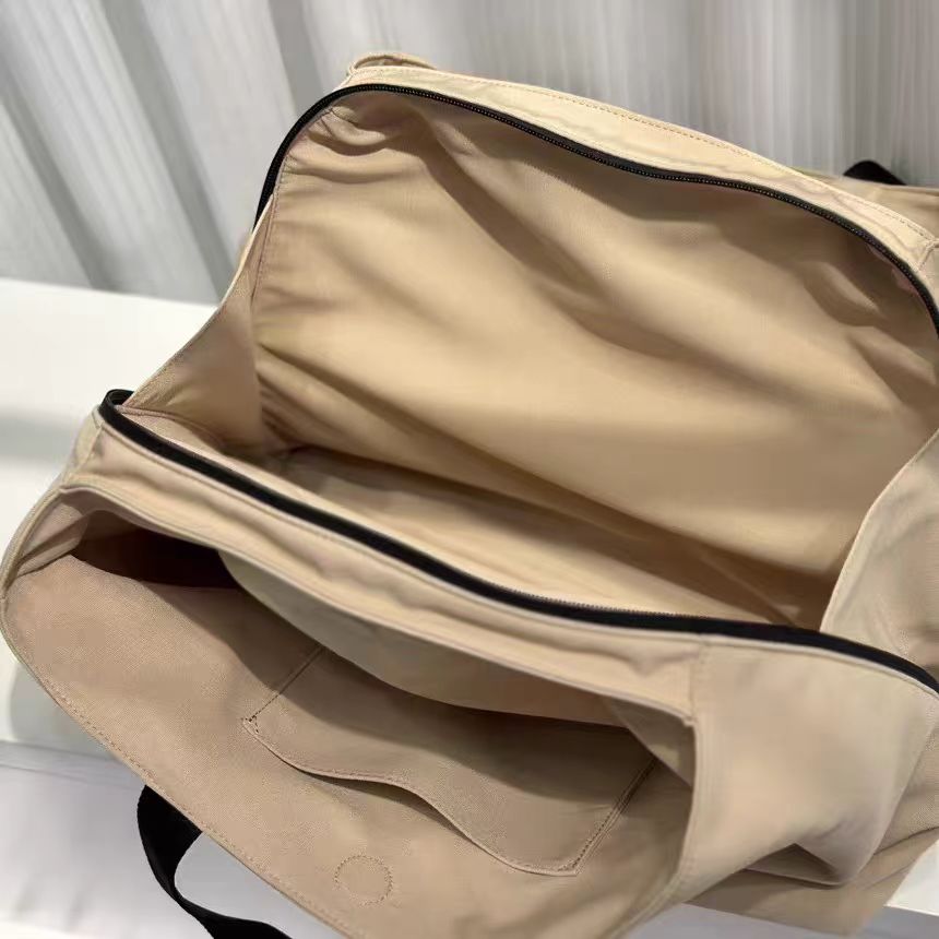 2025 New Large Tote Bag Commuter Travel Large Capacity Shoulder Bag