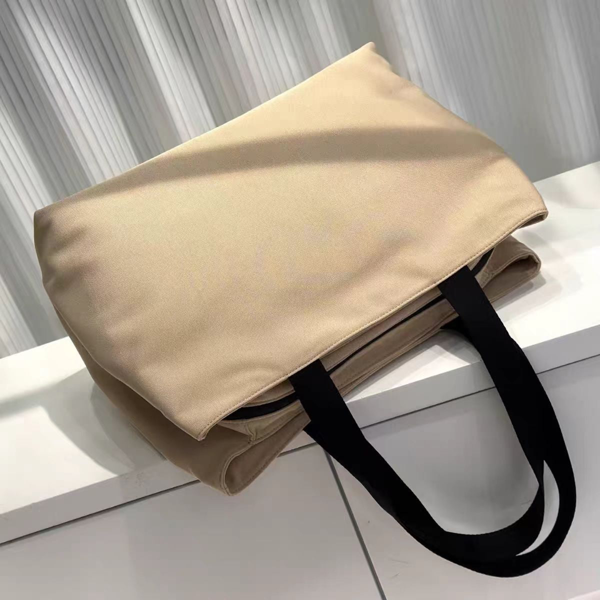 2025 New Large Tote Bag Commuter Travel Large Capacity Shoulder Bag